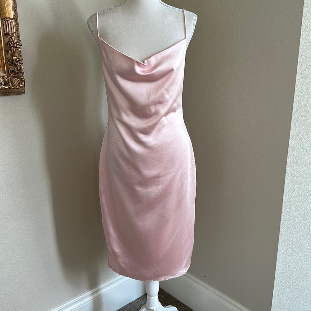 Superdown Dress - Picture 2 of 8